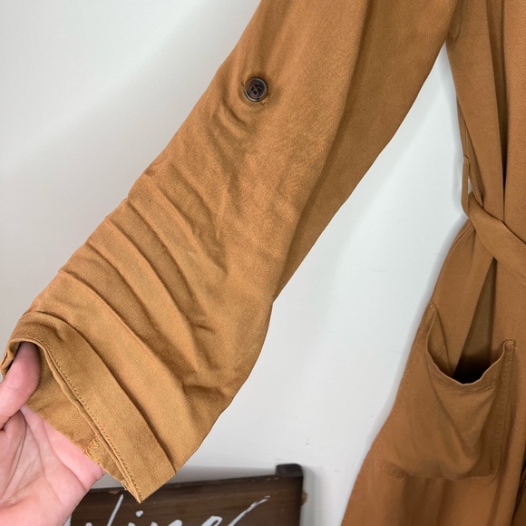 Forever 21 Long Line Camel Duster - Picture 12 of 16